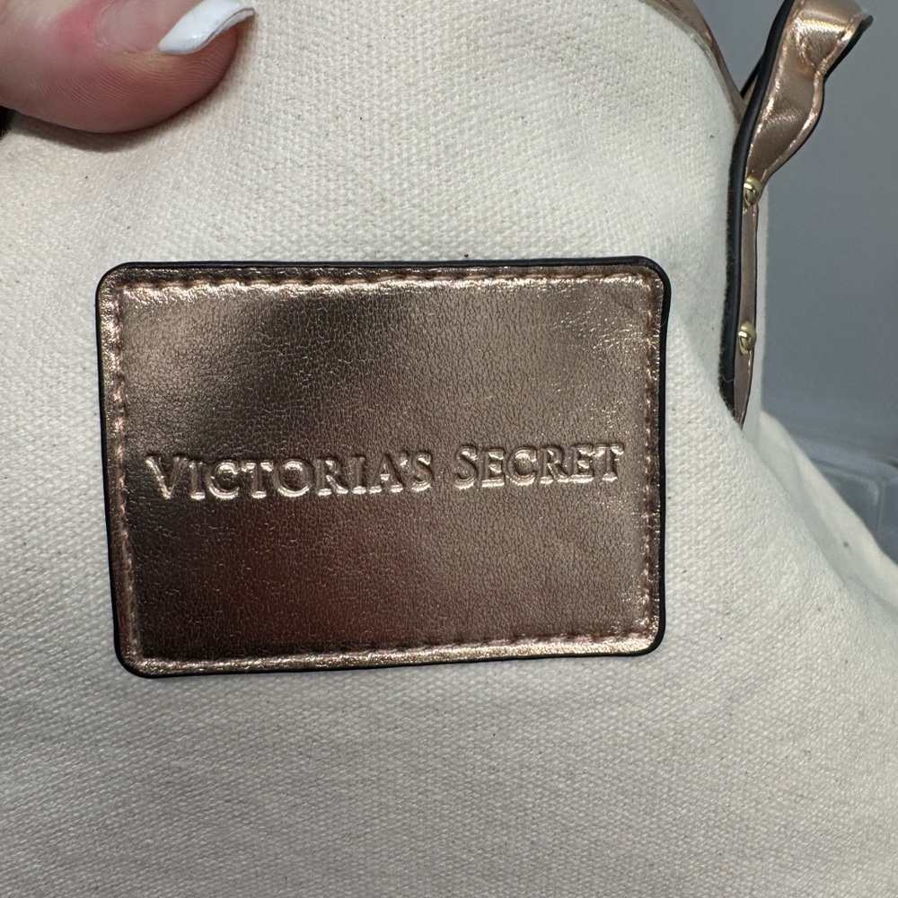 Victoria's Secret Cream and Gold Tote Bag - Picture 2 of 3
